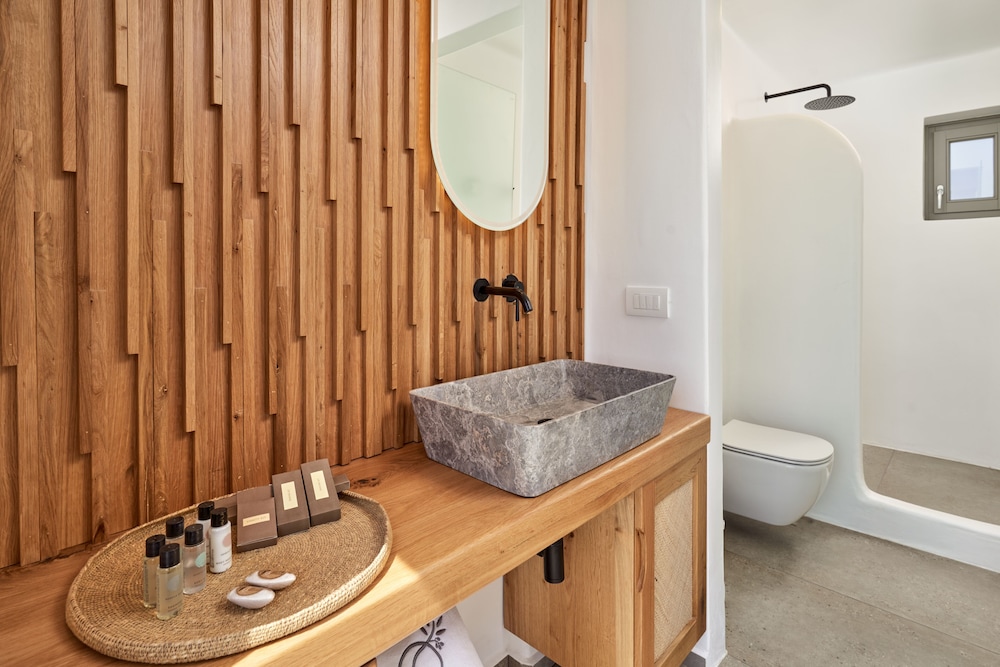 Ionic Suites 48/50