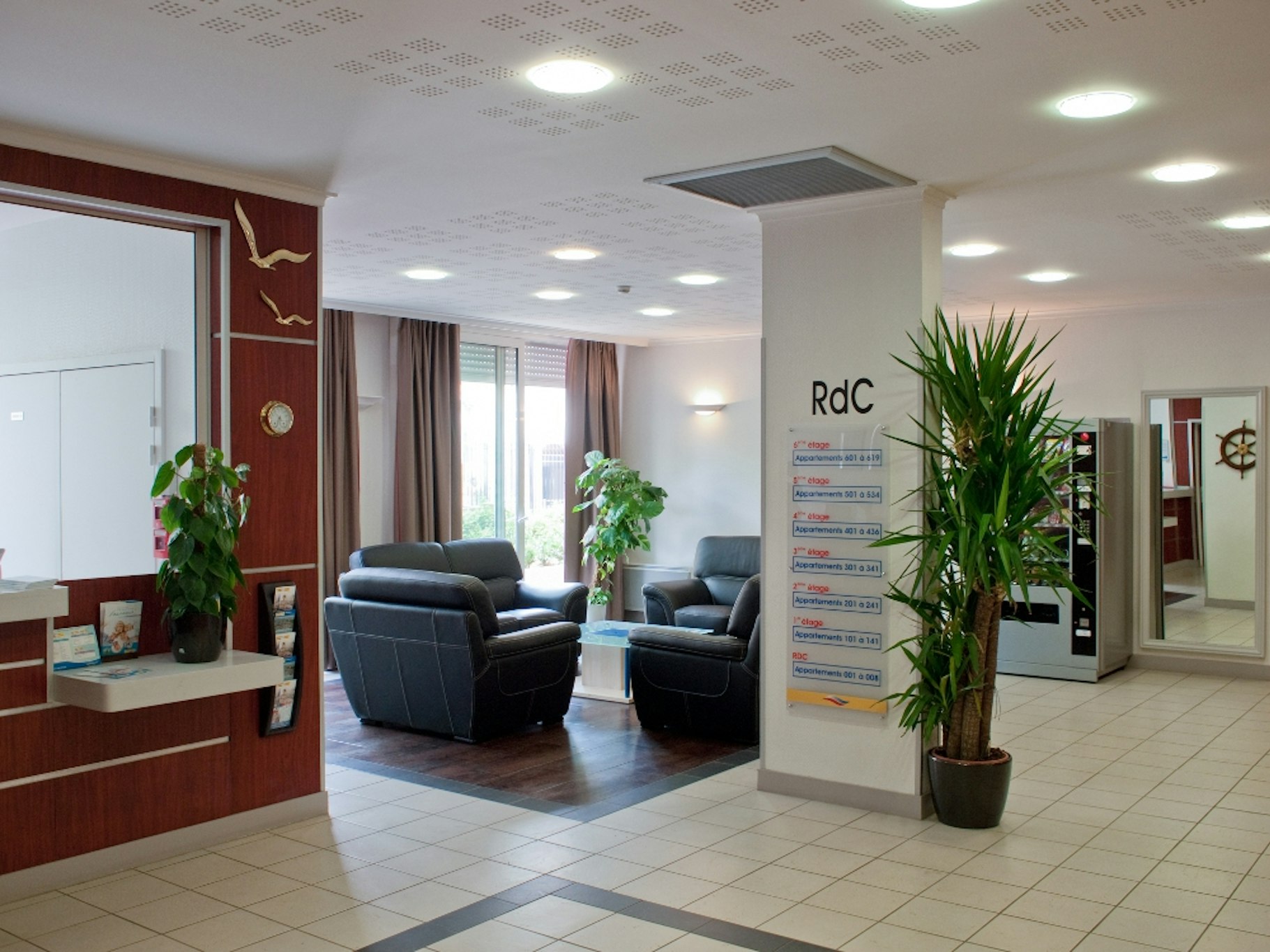 Appart City Saint Maurice 2/6