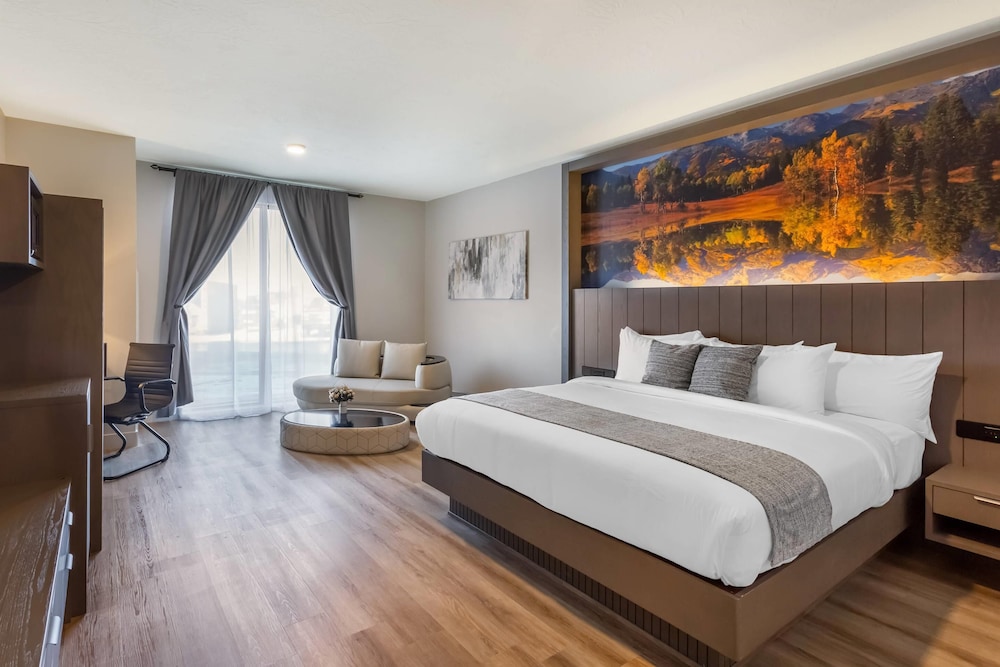 The Valor, Ascend Hotel Collection 19/55