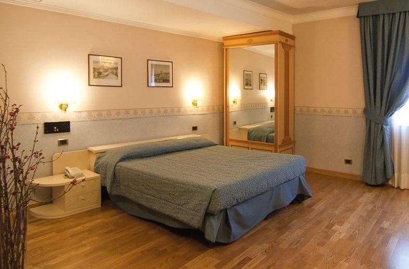 Hotel Cecil Rome 11/21