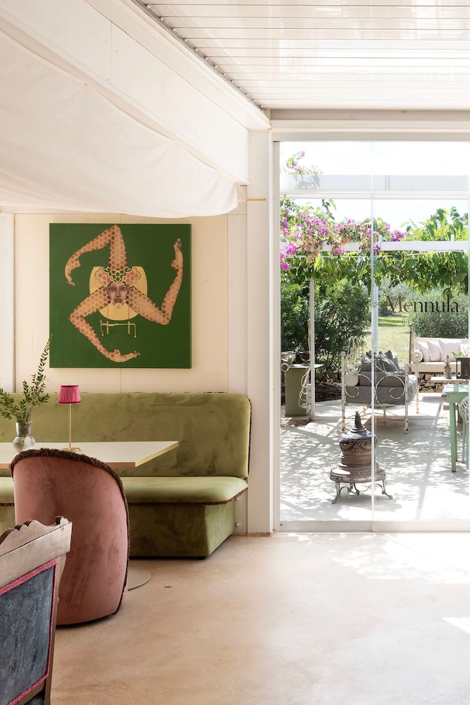 ZAHIR COUNTRY HOUSE 35/50