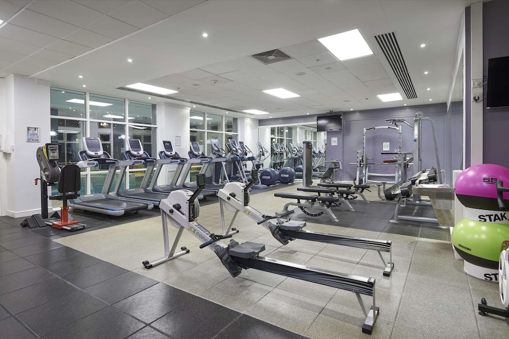 Doubletree By Hilton Dartford Bridge 33/84