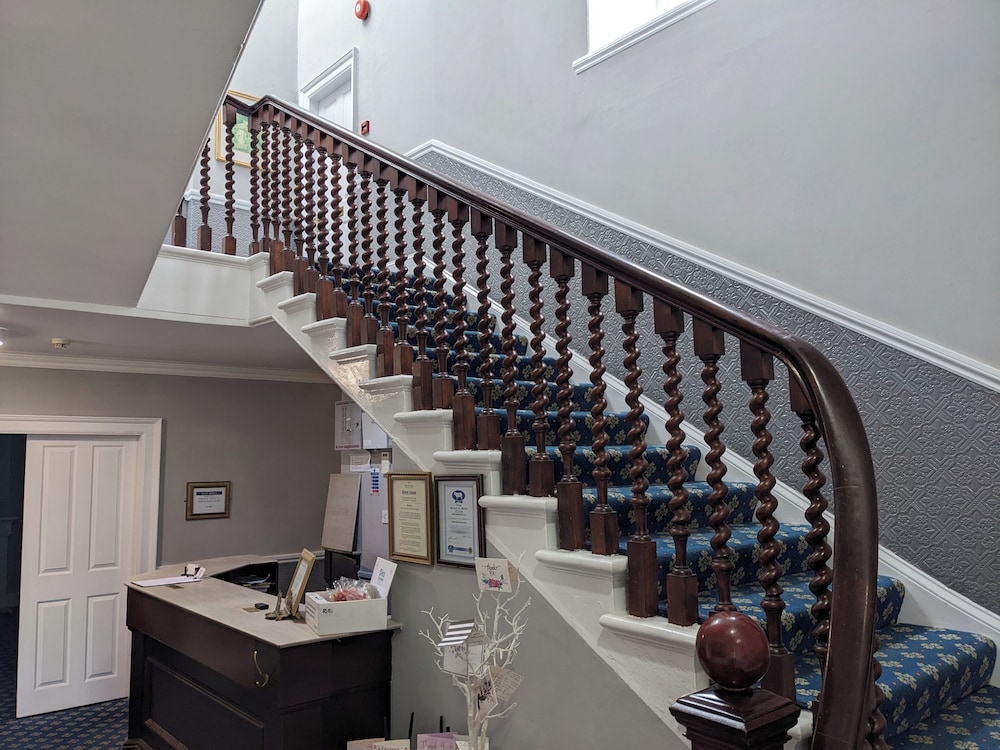 Maitlandfield House Hotel 32/54