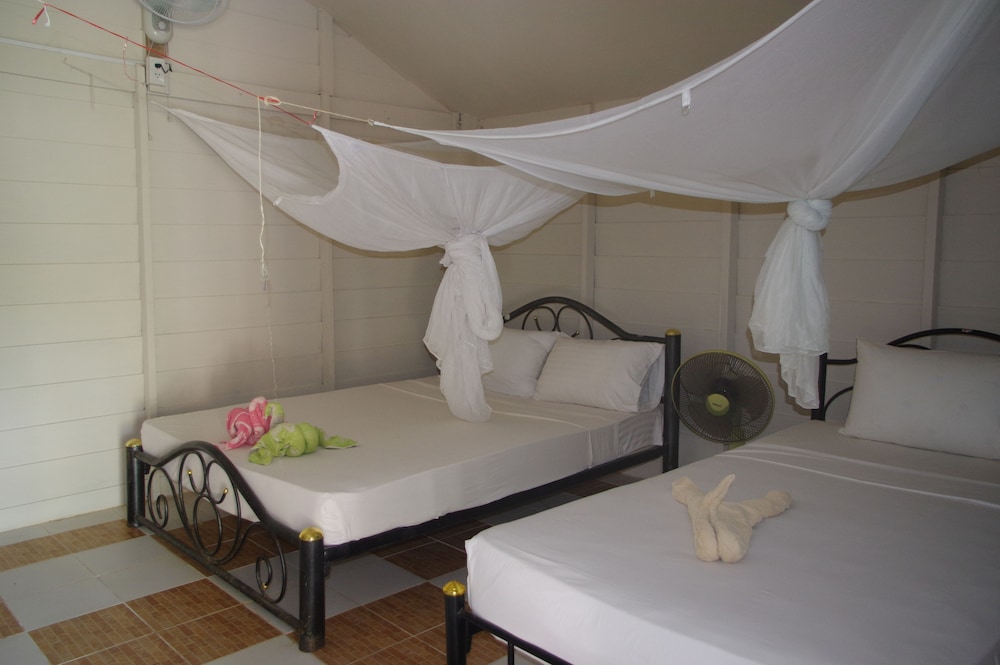 Thai House Beach Resort 19/50