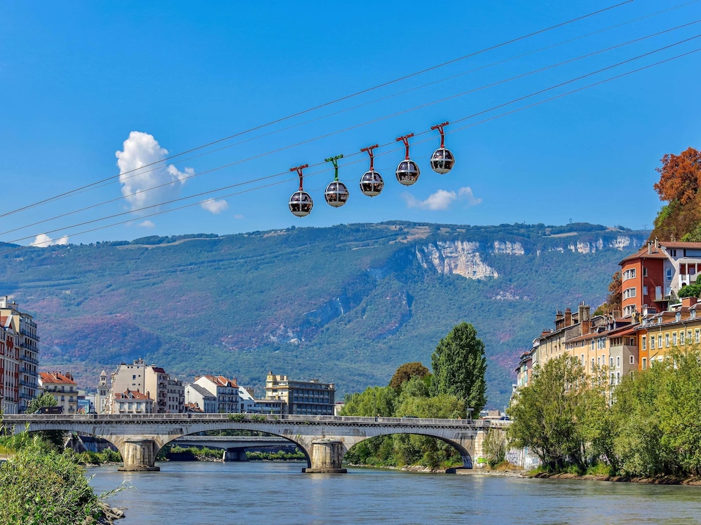Ibis Budget Grenoble Sud Seyssins 56/60