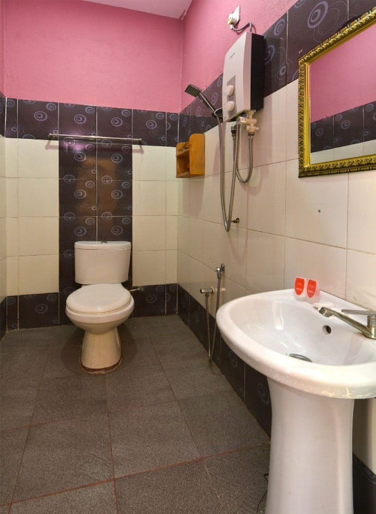 Hotel O Awan Biru Motel 33/33