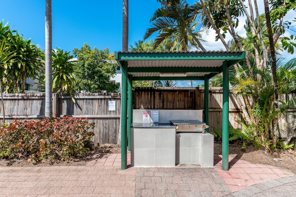 TRADEWINDS MCLEOD HOLIDAY APARTMENTS 43/43