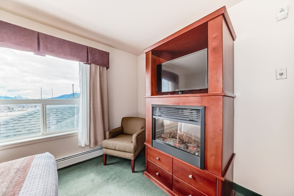 Grande Cache Inn and Suites 31/46