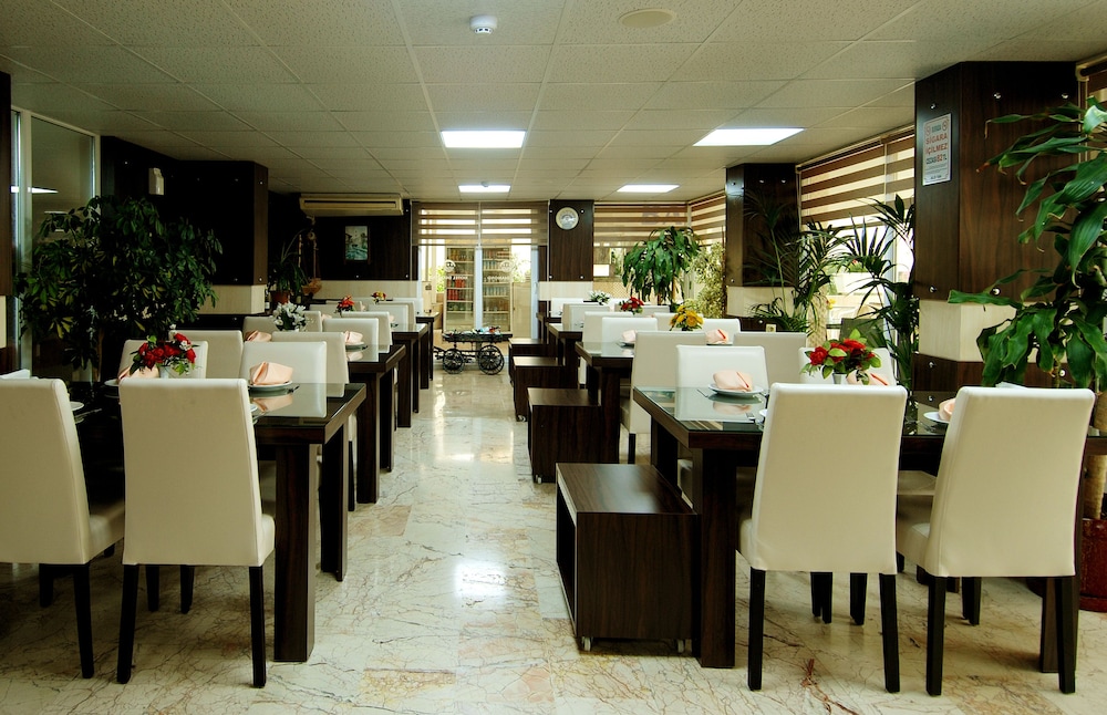 Lara Diamond Hotel 33/47