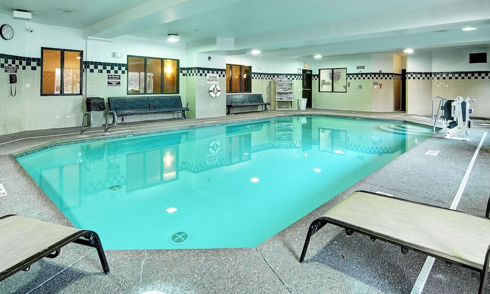 Phoenix Inn Suites - Albany 1/31