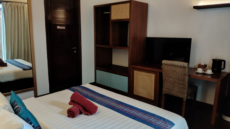Private, Suite, Twin Beds