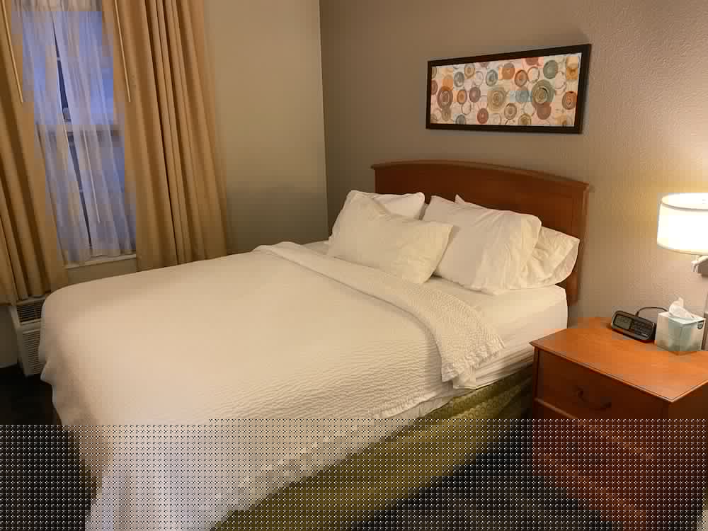 MainStay Suites Middleburg Heights Cleveland Airport 8/42