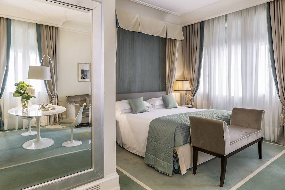 Savoia Excelsior Palace 9/69