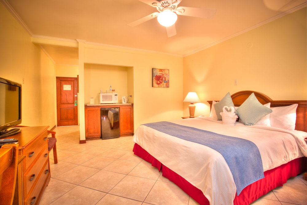 Cara Hotels Trinidad 11/44