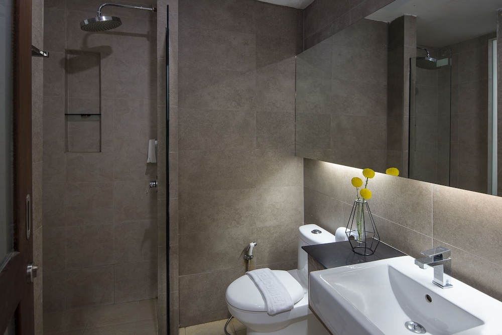 Rodina Beach Hotel 23/74