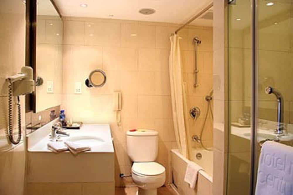 Hotel New Century Beijing 48/50