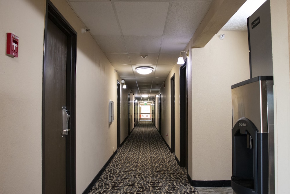 Americas Best Value Inn 40/53