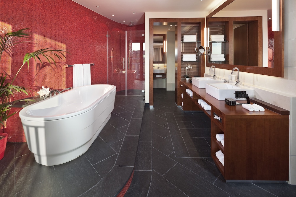Melia Berlin 43/70