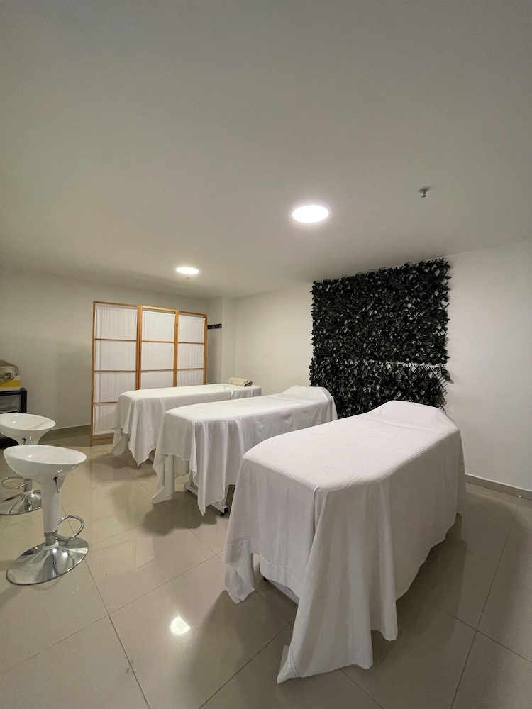 Hotel Mocawa Plaza Armenia Ex Allure Aroma Mocawa Hotel By Karisma 22/50