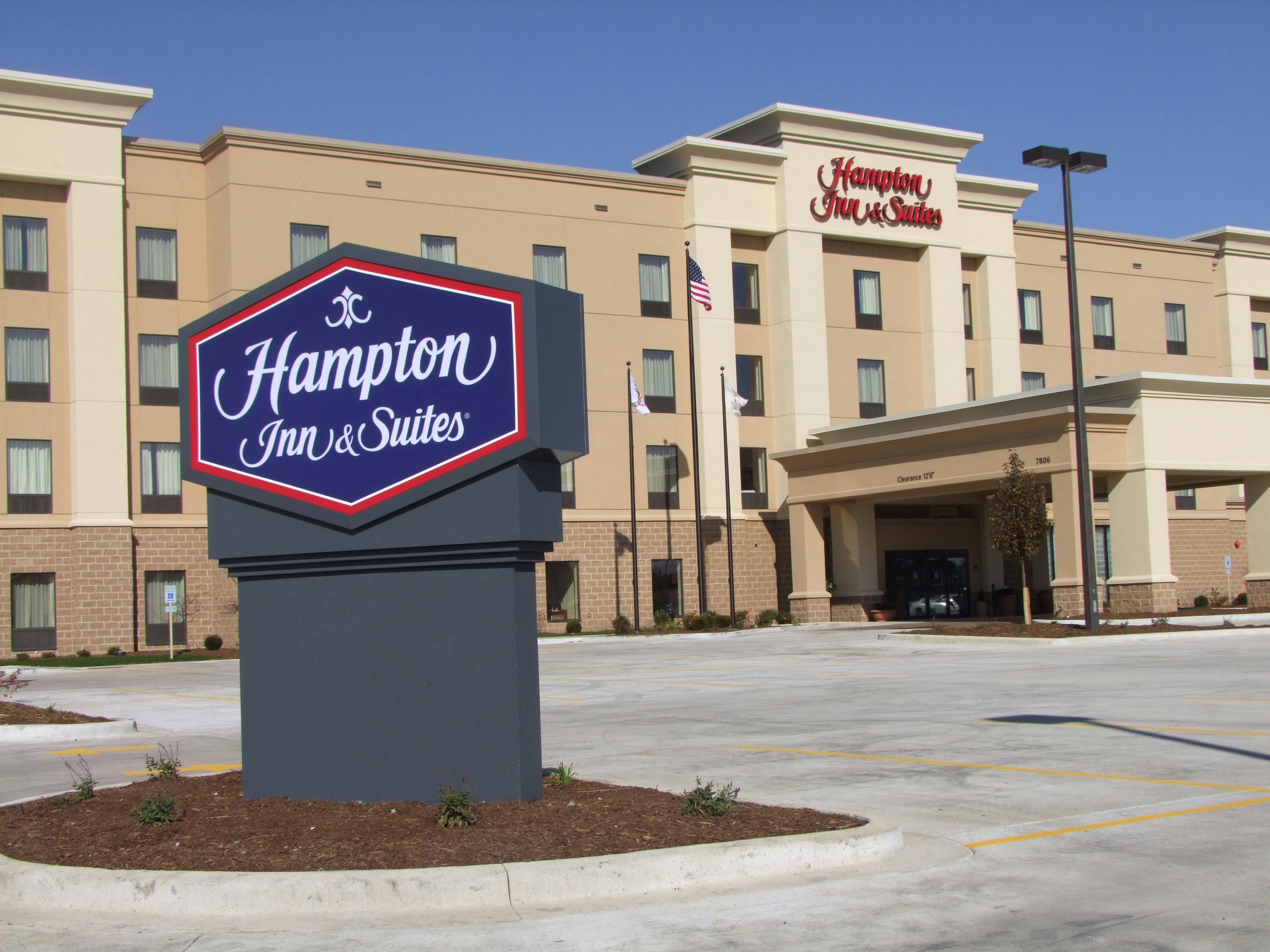Hampton Inn & Suites Peoria At Grand Prairie Il 2/61