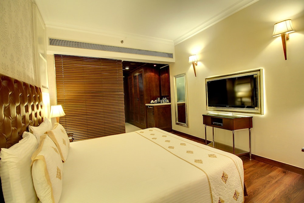 The Pllazio Hotel 15/50