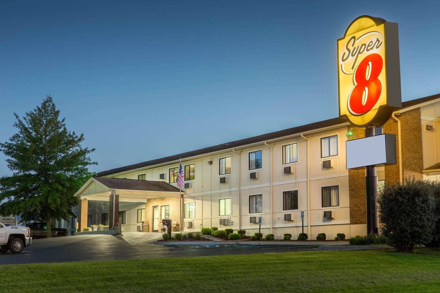 Super 8 by Wyndham Danville 2/10