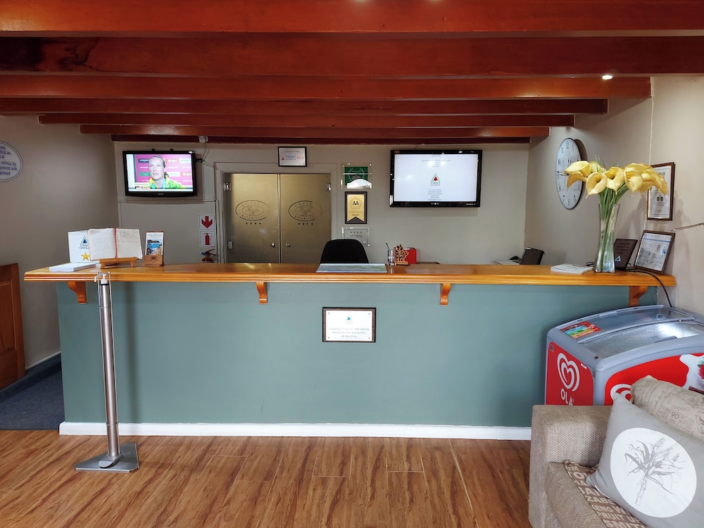KNYSNA RIVER CLUB - KNYSNA 7/76
