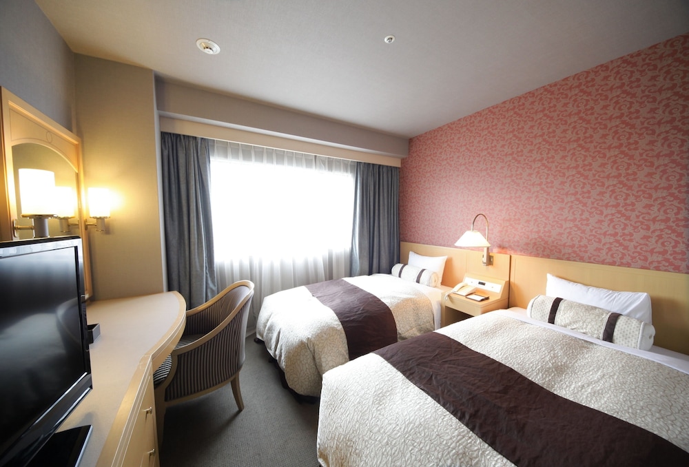 Numazu Riverside Hotel 10/50