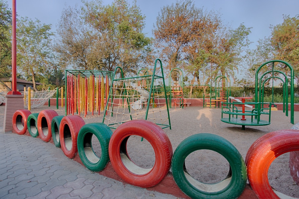 Regency Lagoon Resort 34/44