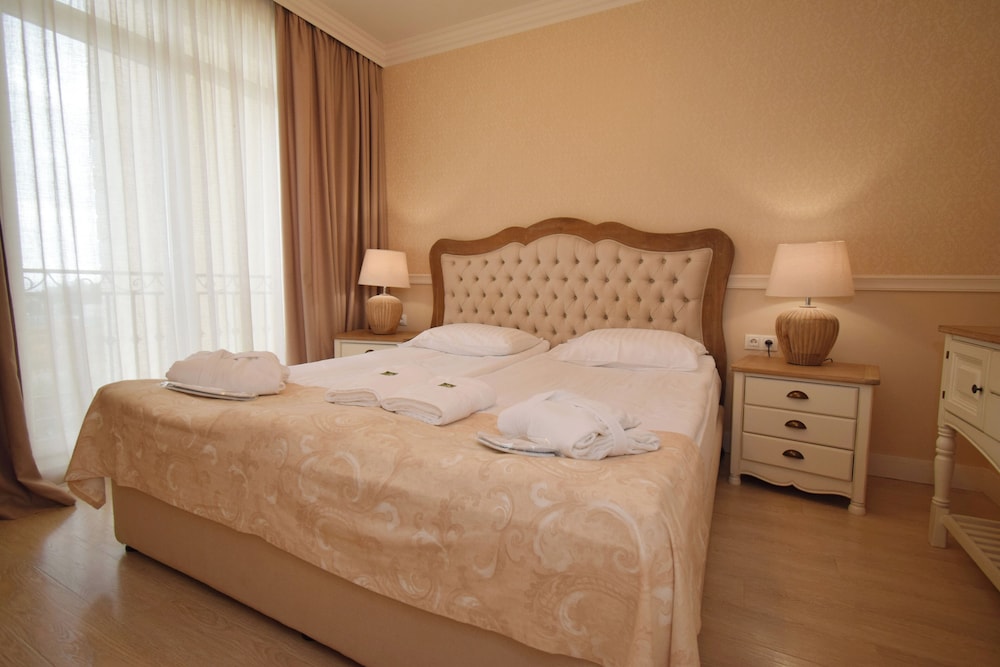 Therma palace 20/66
