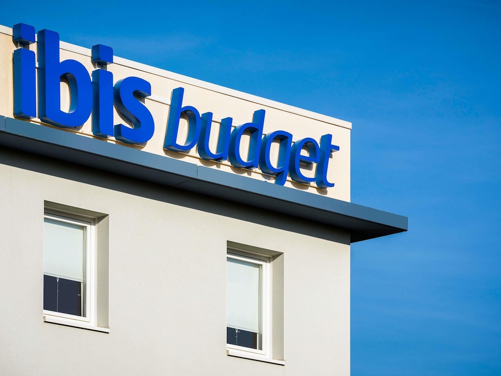 Ibis Budget Rennes Route De Saint Malo 2/59
