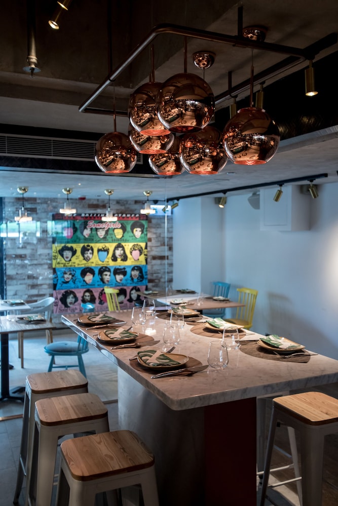 Ovolo Southside 46/56