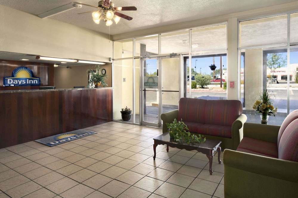 Days Inn by Wyndham Santa Fe New Mexico 12/44