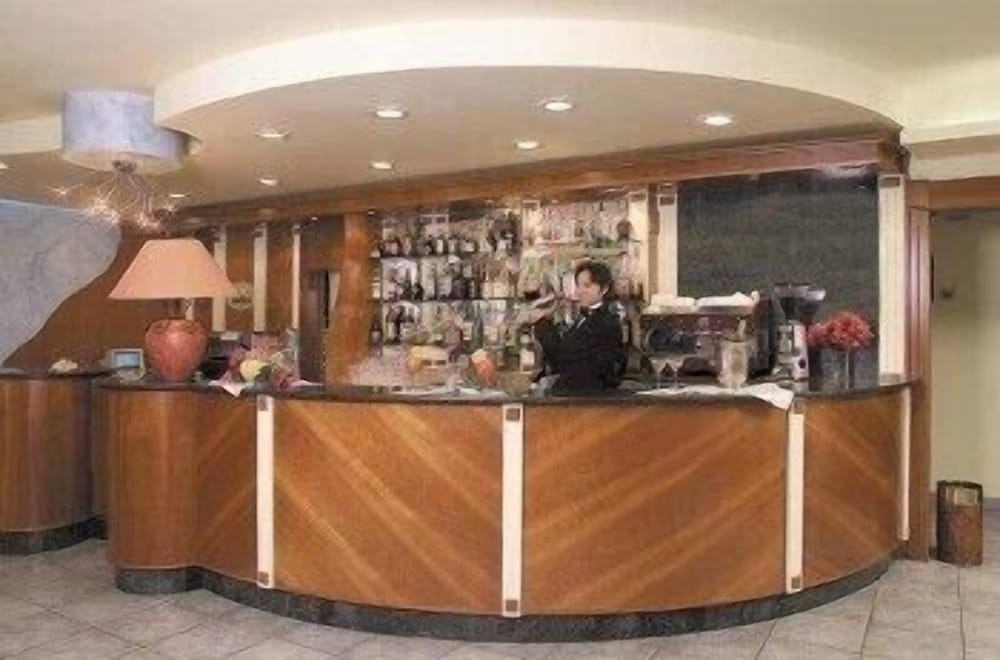 HOTEL SOLE 5/52