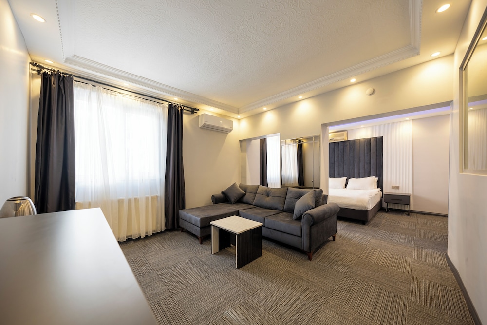 Anit Park Hotel 39/50