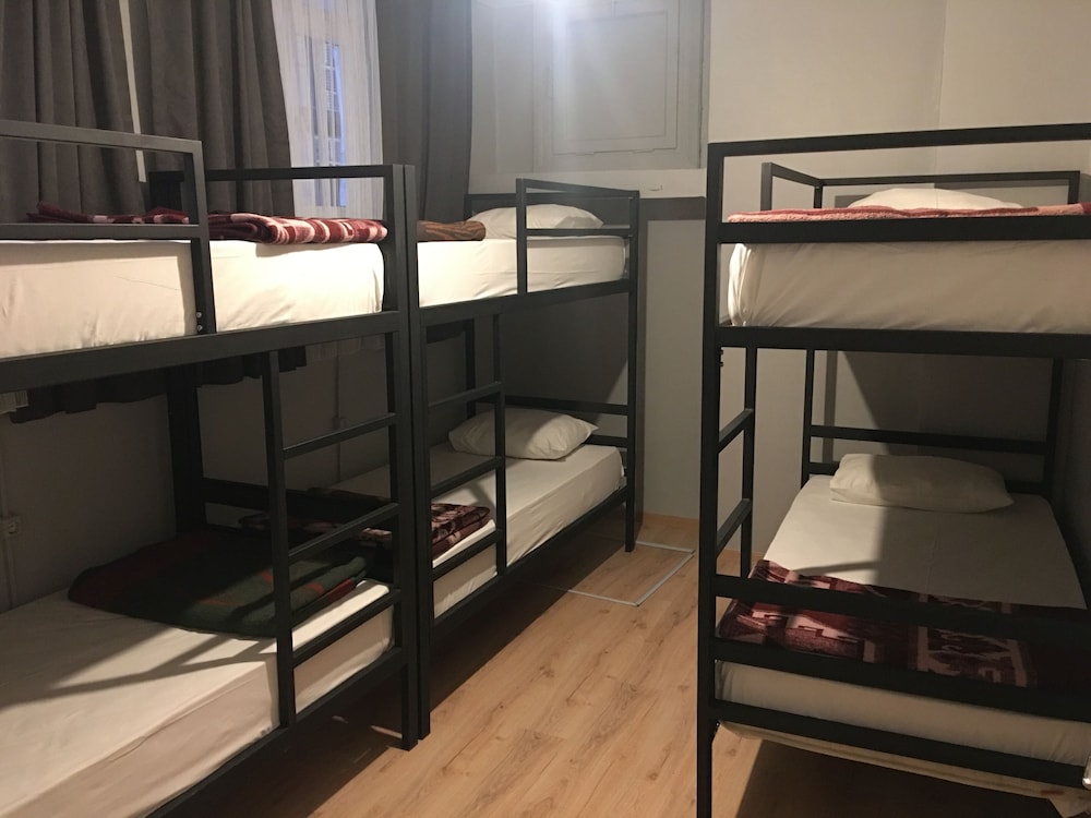 Sultan Hostel & Guesthouse 33/45