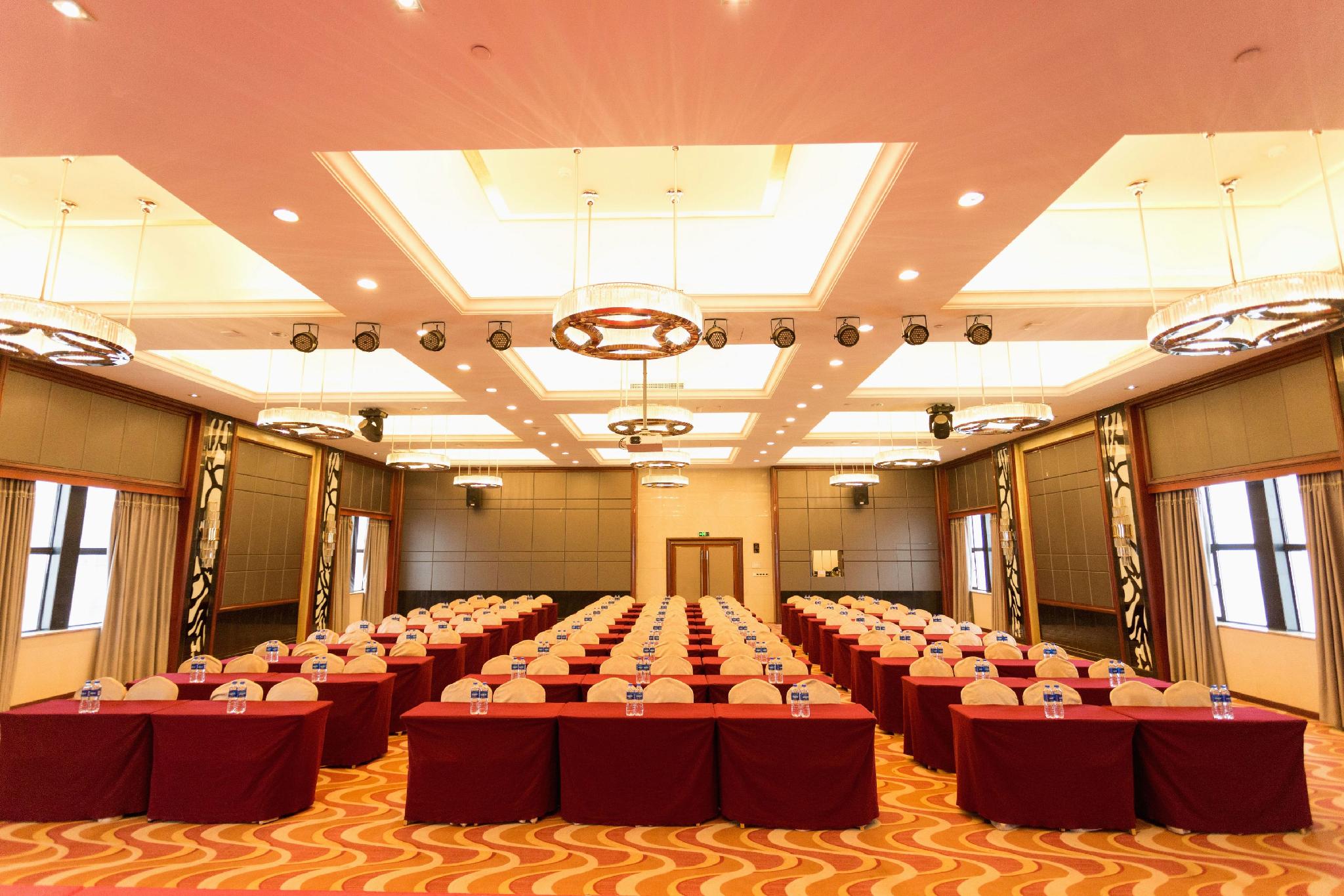Guomao Hotel 23/35