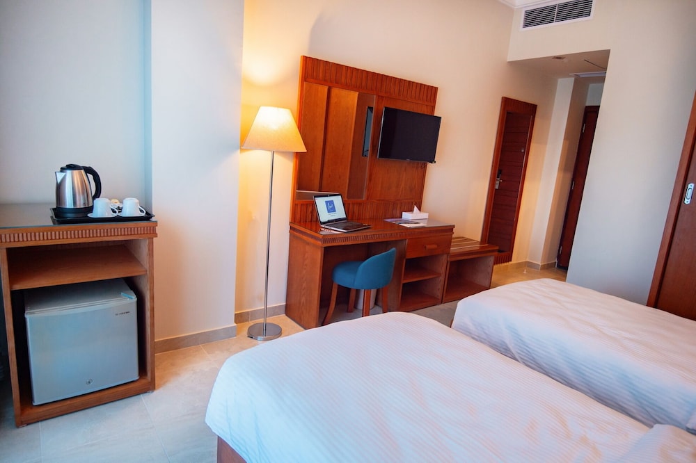 Lamar Azur Hotel 15/39
