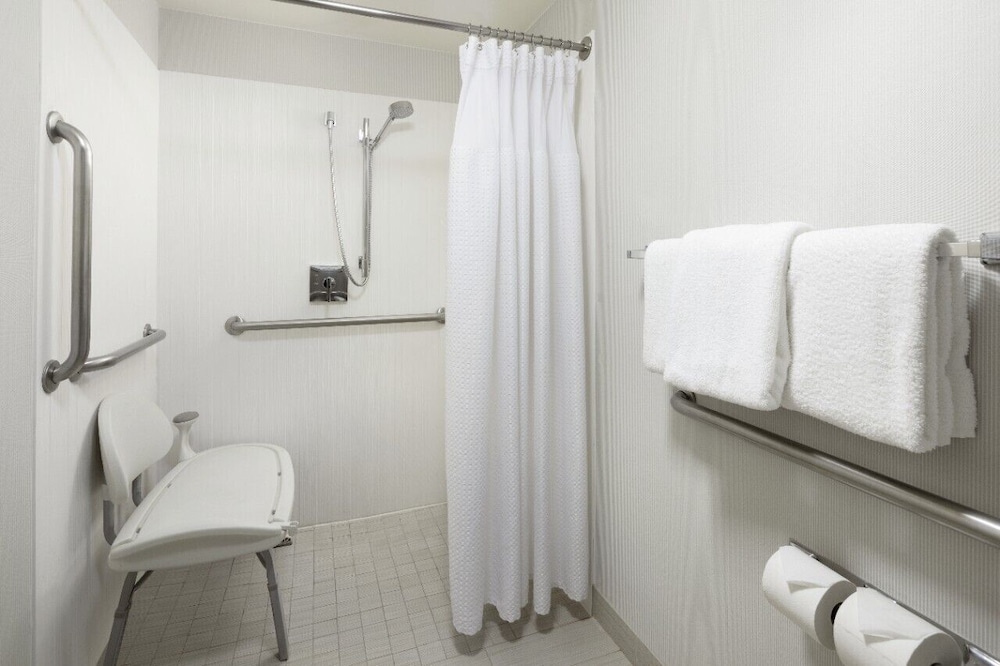Courtyard By Marriott Austin Round Rock 54/54