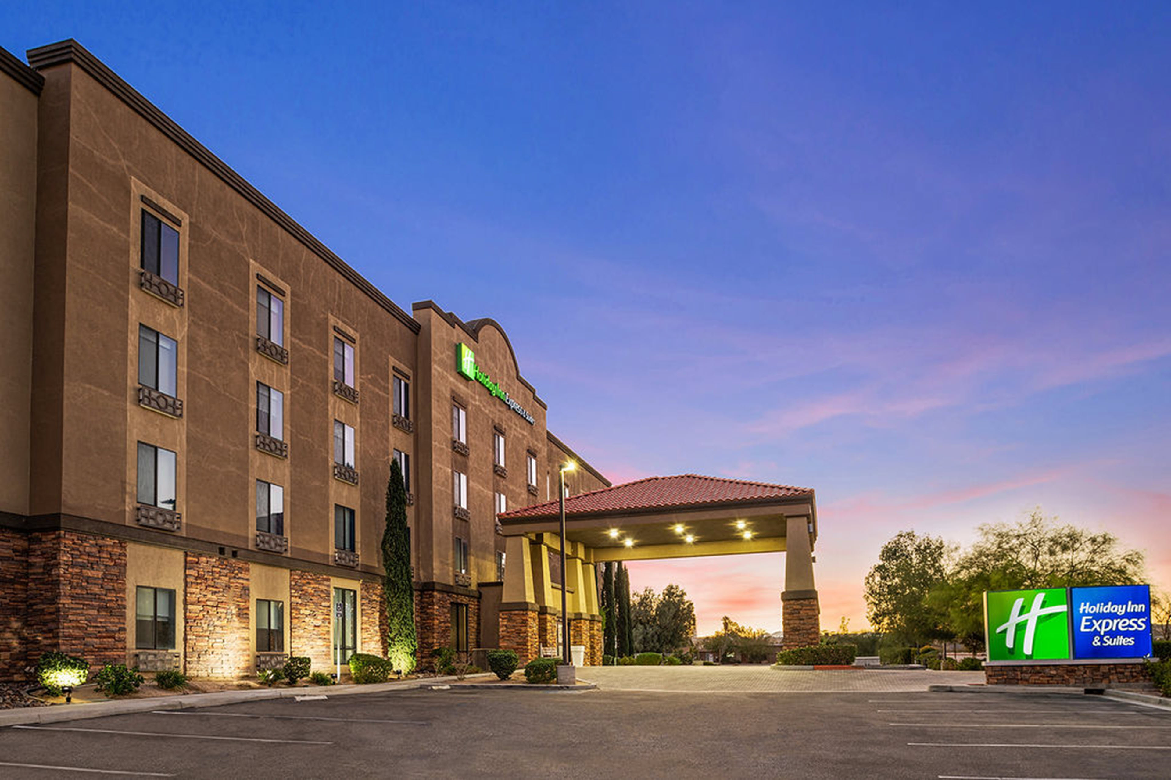 Holiday Inn Express Hotel & Suites Twentynine Palms- Joshua Tree 57/64