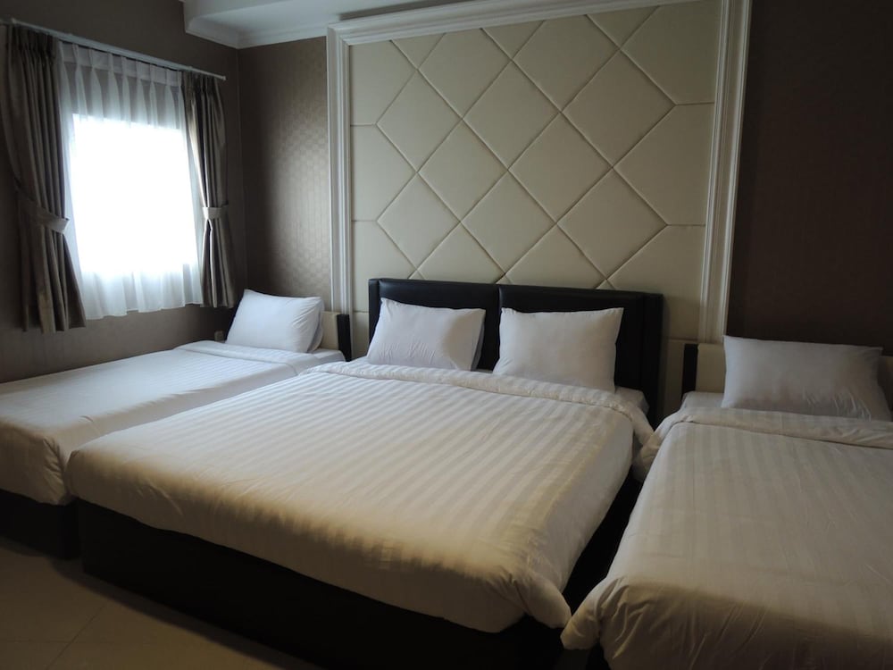 Hotel 55 17/56