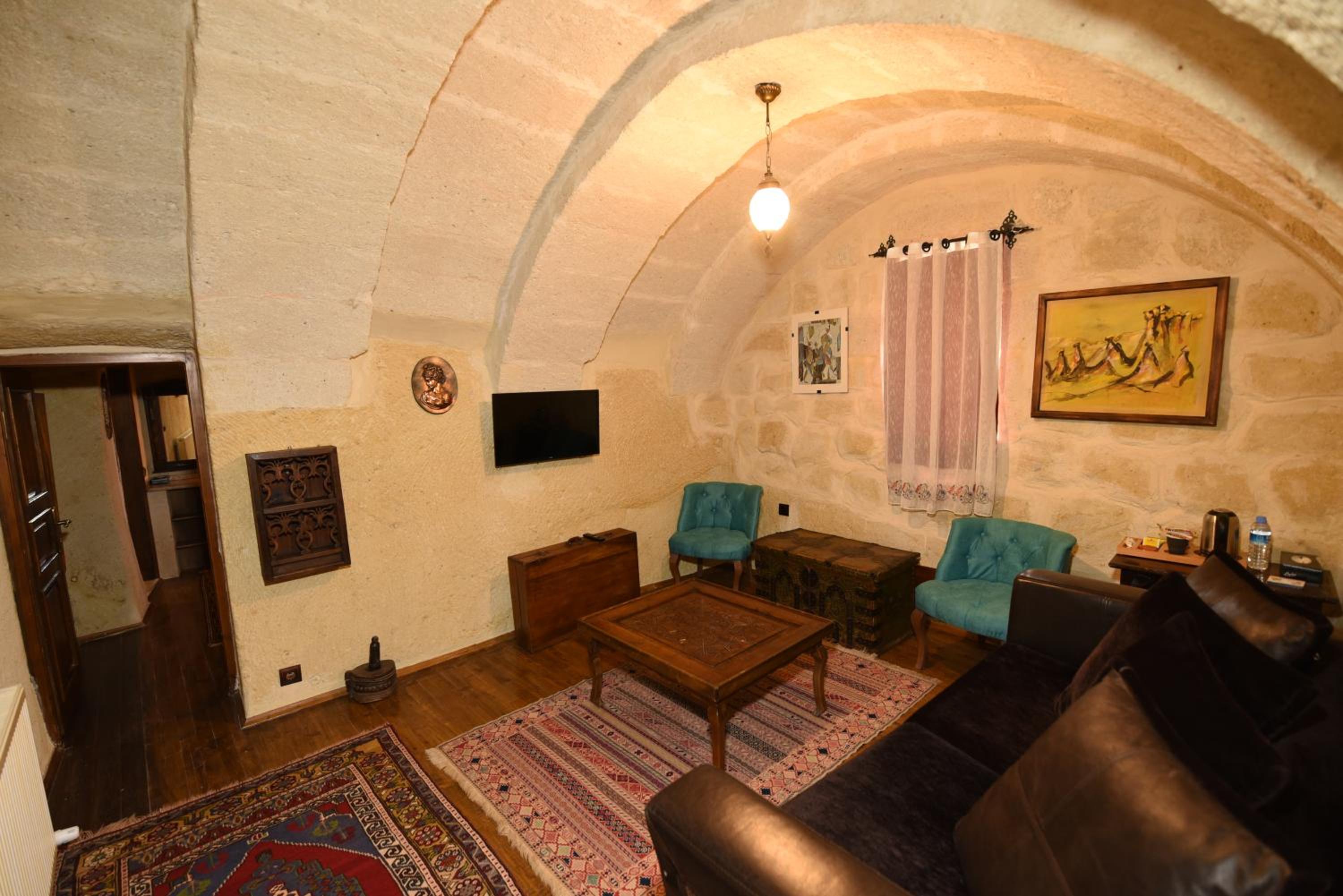 Canela Cave Hotel 34/54