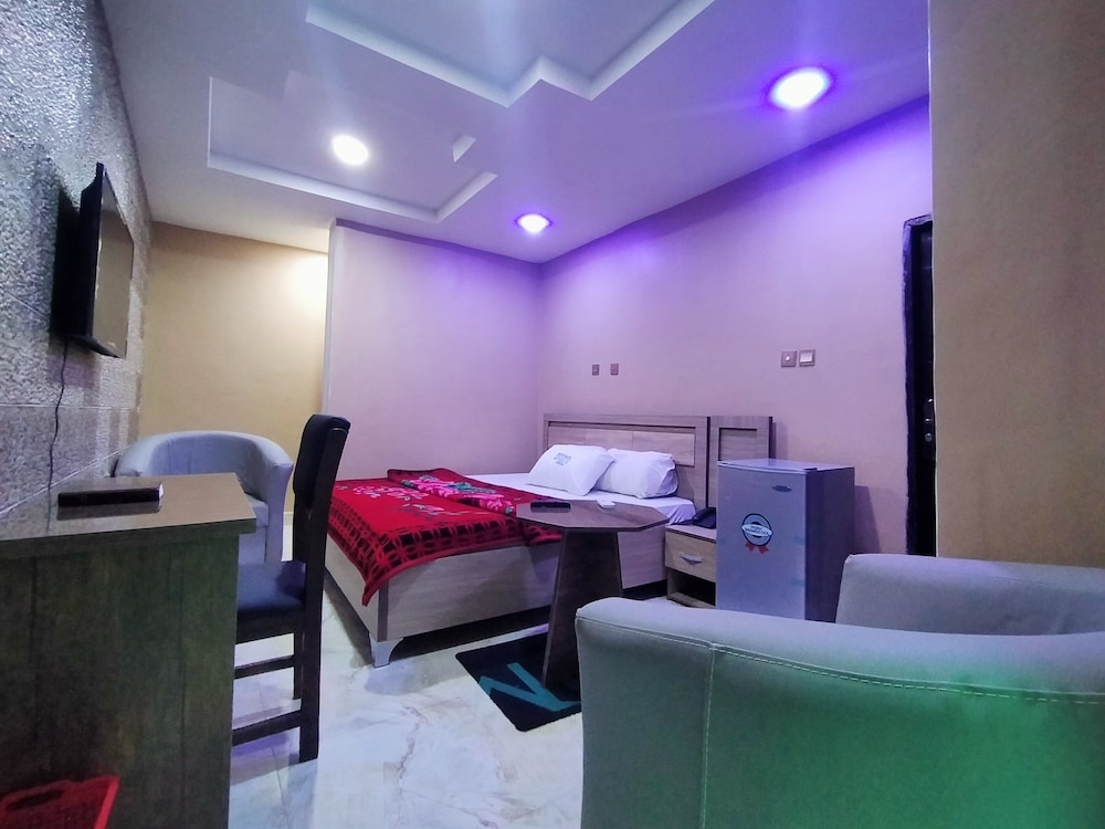 Orient Hotel & Plaza Ltd 20/26