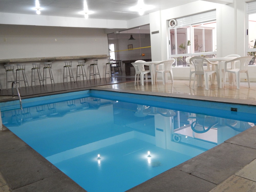 Altadomo Hotel 3/69