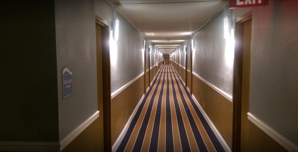 Economy Inn North Randall 19/49