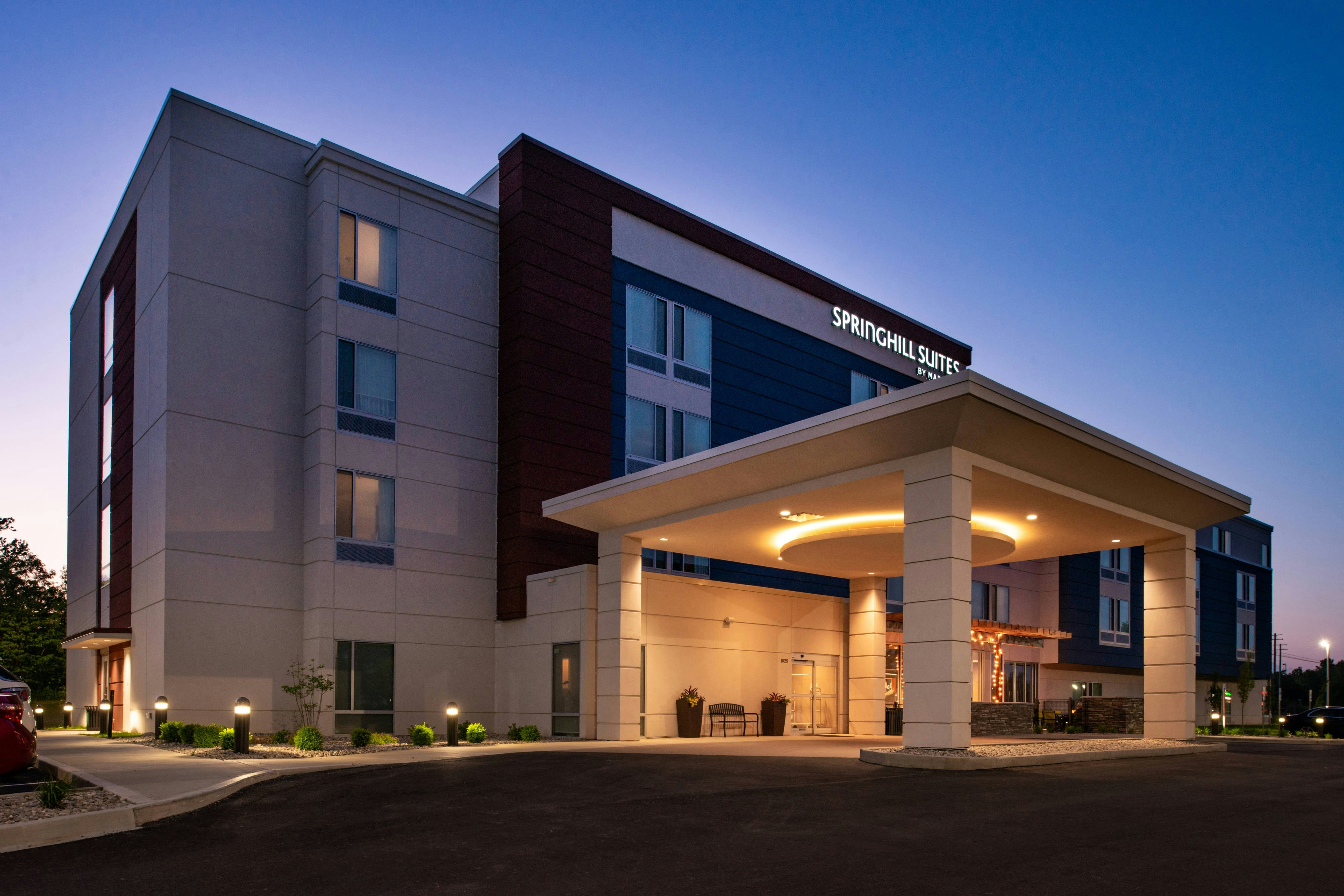 SpringHill Suites by Marriott Elizabethtown 2/40
