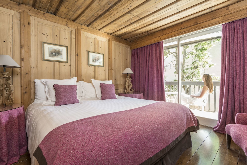 Hotel Mont Blanc 11/56