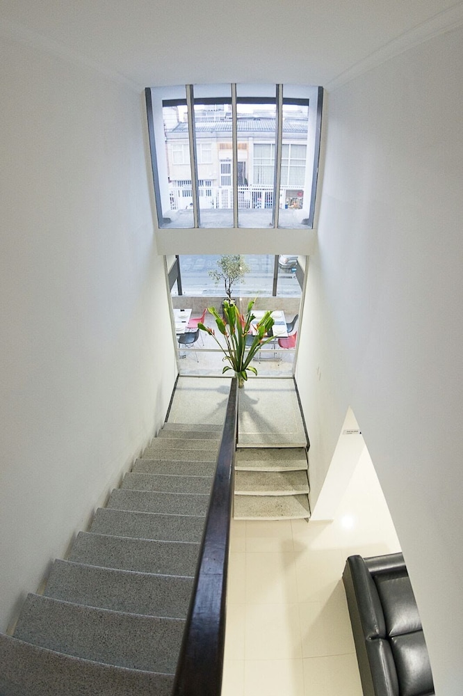 Hotel Metro 26 45/63
