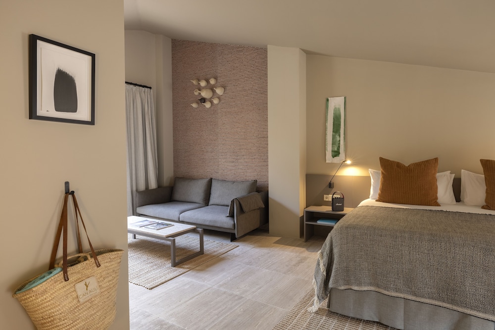 Boutique Hotel Can Aulí 27/34