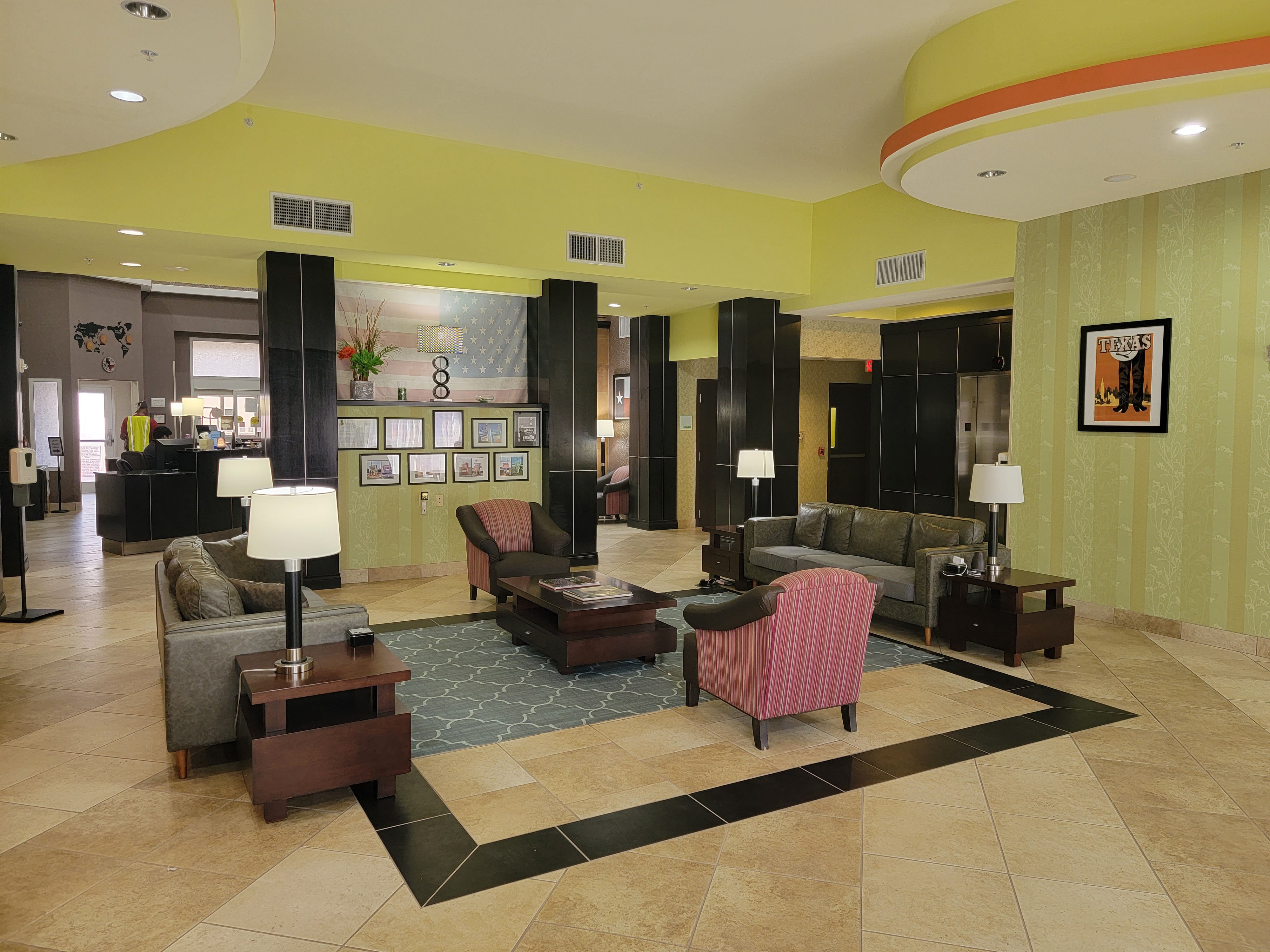Holiday Inn Garland 42/73
